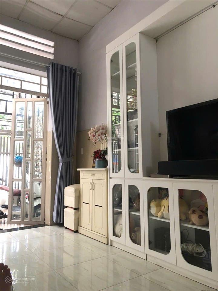 Nhà sát chợ tân hương đường đẹp vị trí tốt hiếm có người bán trong khu vực