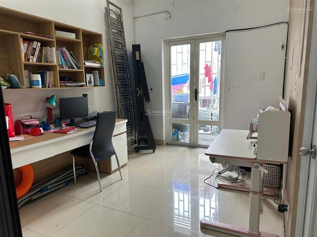 Bán nhà sát aoenmall tân phú 72 m 4 tầng hẻm oto thông giá đúng 7 tỷ