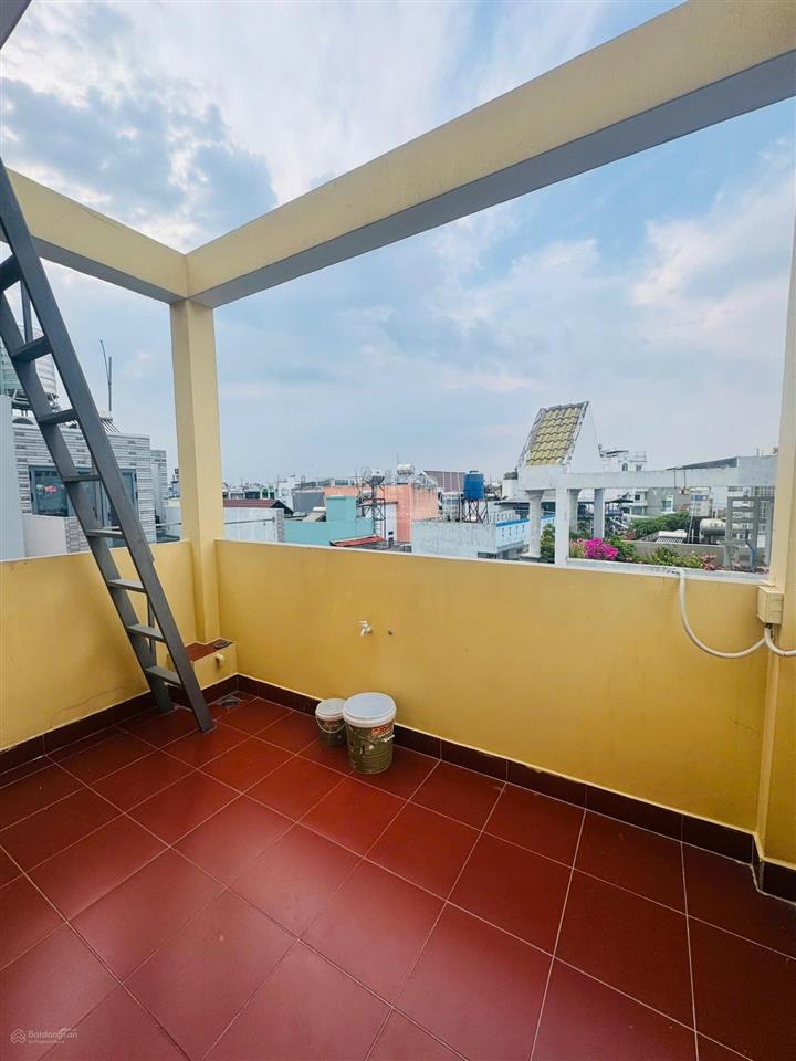 Nhà 4 tầng mới tinh khu hoa sứ 26/3 đường 7m full nội thất nhỉnh 8 tỷ