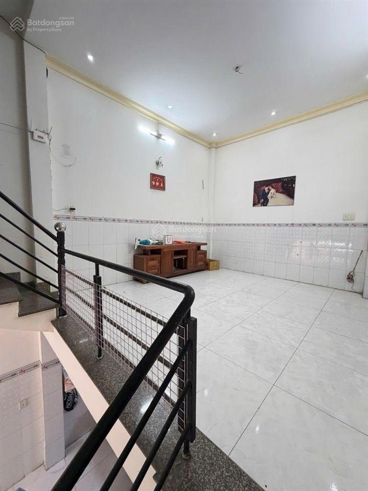 Vị trí đẹp hàng hiếm sát kênh tham lương kề aeon tân phú 3 tầng giá nhỉnh 5 ty