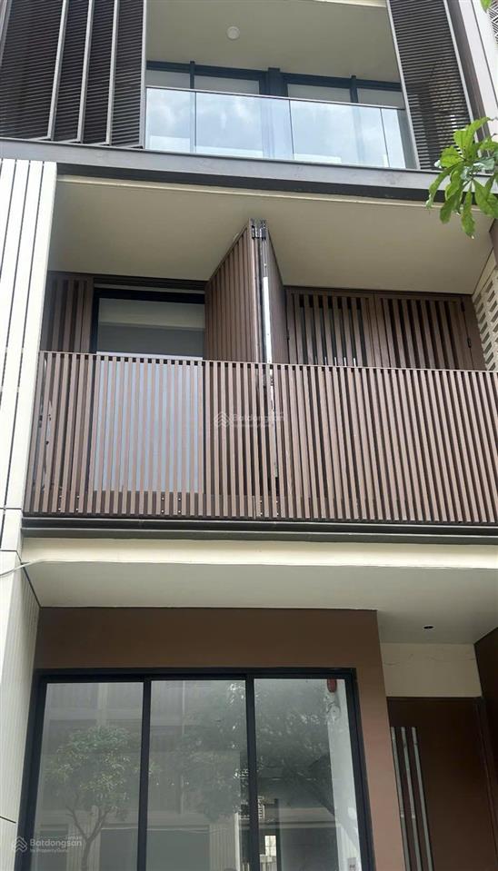 Cần bán gấp nhà phố global city  soho đường lớn thông thoáng giá chỉ 33 tỷ