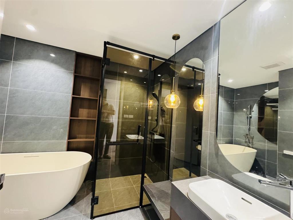 Cần bán gấp, giá tốt  mặt phố bùi xương trạch, thanh xuân  kinh doanh vô địch  qh tuyệt vời.