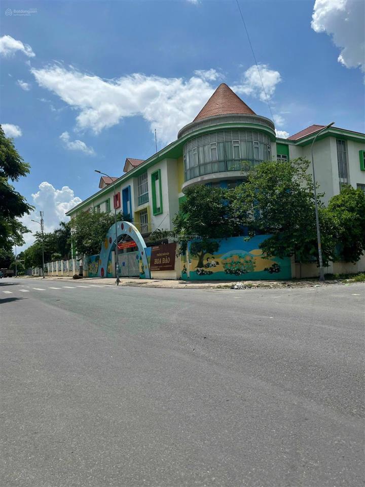 Bán nhanh đợt cuối lô đất 90m2 đường suối cái p.linh xuân q.thủ đức giá 3 tỷ 150 triệu.