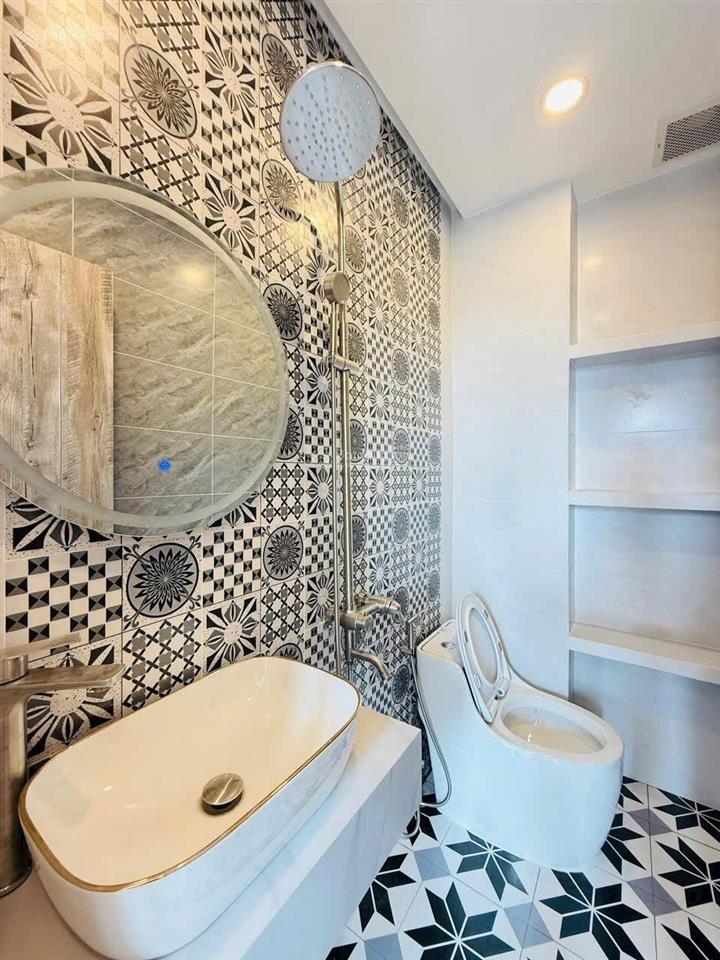 Chính chủ bán nhà 62,8m2 giá 2 tỷ 180 triệu đường hồng bàng, phường 1, quận 11