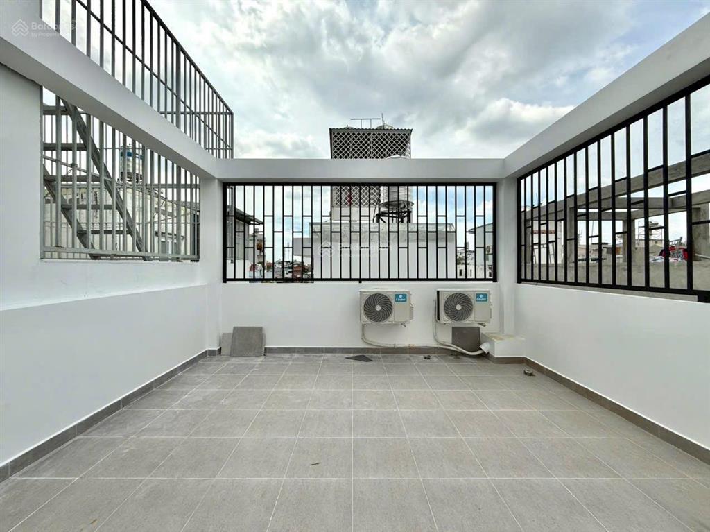 Bán nhà riêng 66m2 đường quốc hương, phường thảo điền, quận 2