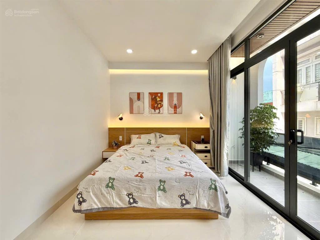 Bán nhà riêng 66m2 đường quốc hương, phường thảo điền, quận 2