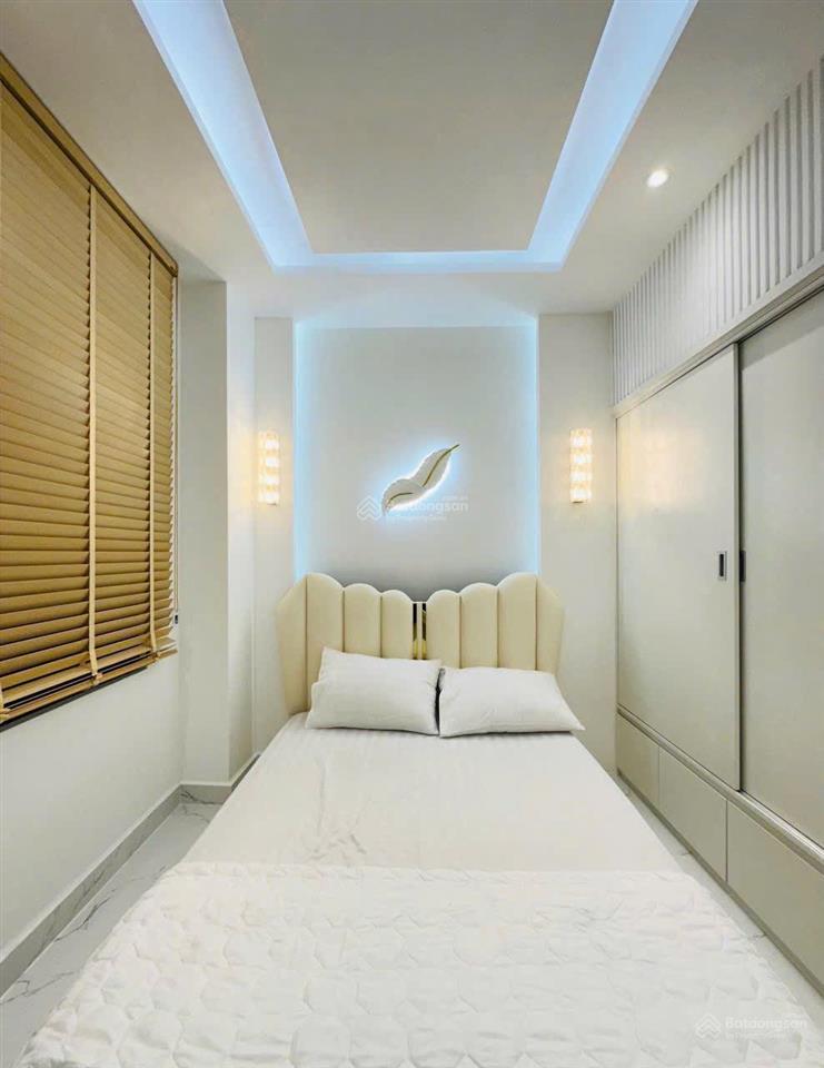 Căn 3 lầu 42m2 giá 2 tỷ 180 triệu đường tám danh, phường 4, quận 8.