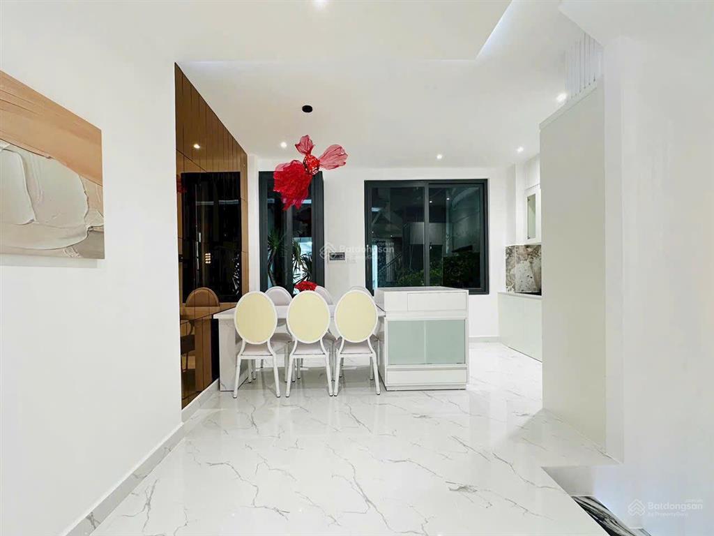 Căn 3 lầu 42m2 giá 2 tỷ 180 triệu đường tám danh, phường 4, quận 8.