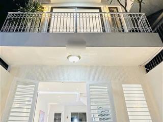 Căn 3 lầu 42m2 giá 2 tỷ 180 triệu đường tám danh, phường 4, quận 8.