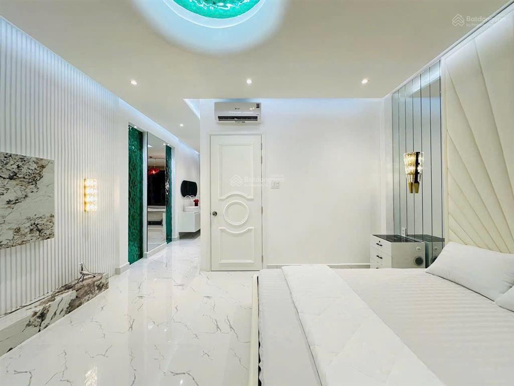 Căn 3 lầu 42m2 giá 2 tỷ 180 triệu đường tám danh, phường 4, quận 8.