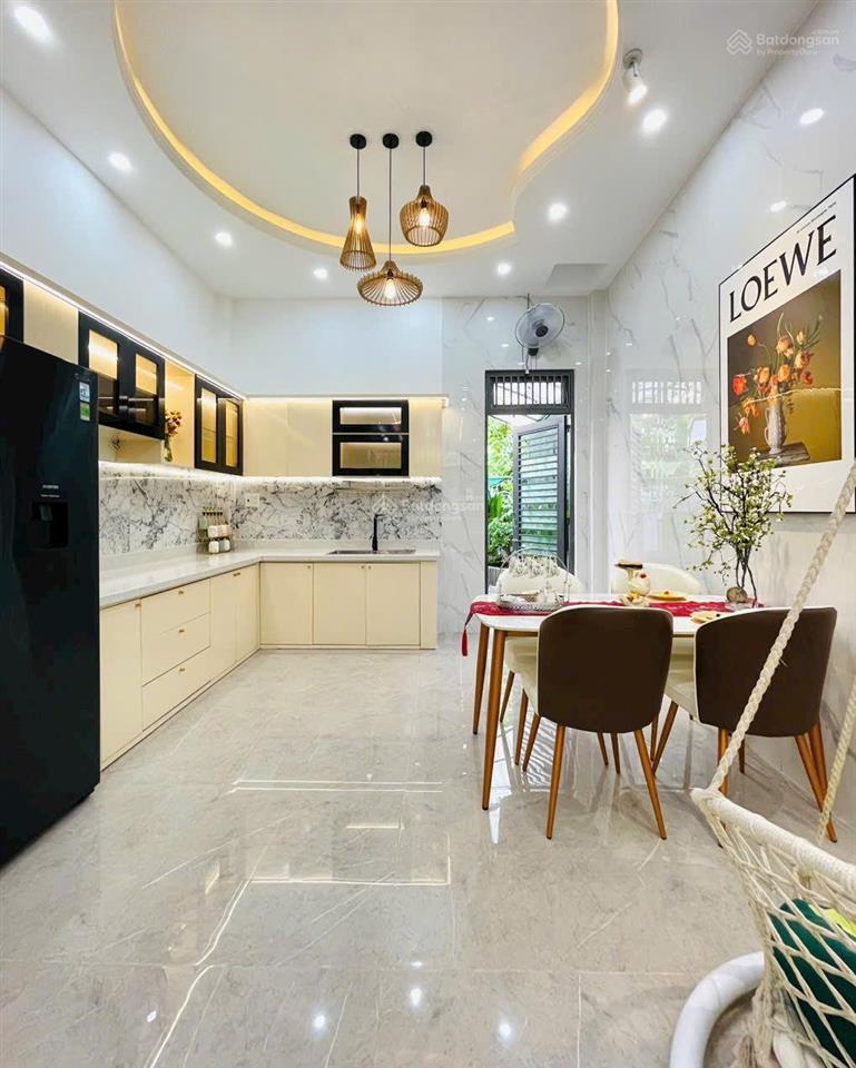 Định cư nước ngoài bán nhanh căn 49,8m2 giá 3 tỷ 280 triệu đường nguyễn tri phương, p5, q10.