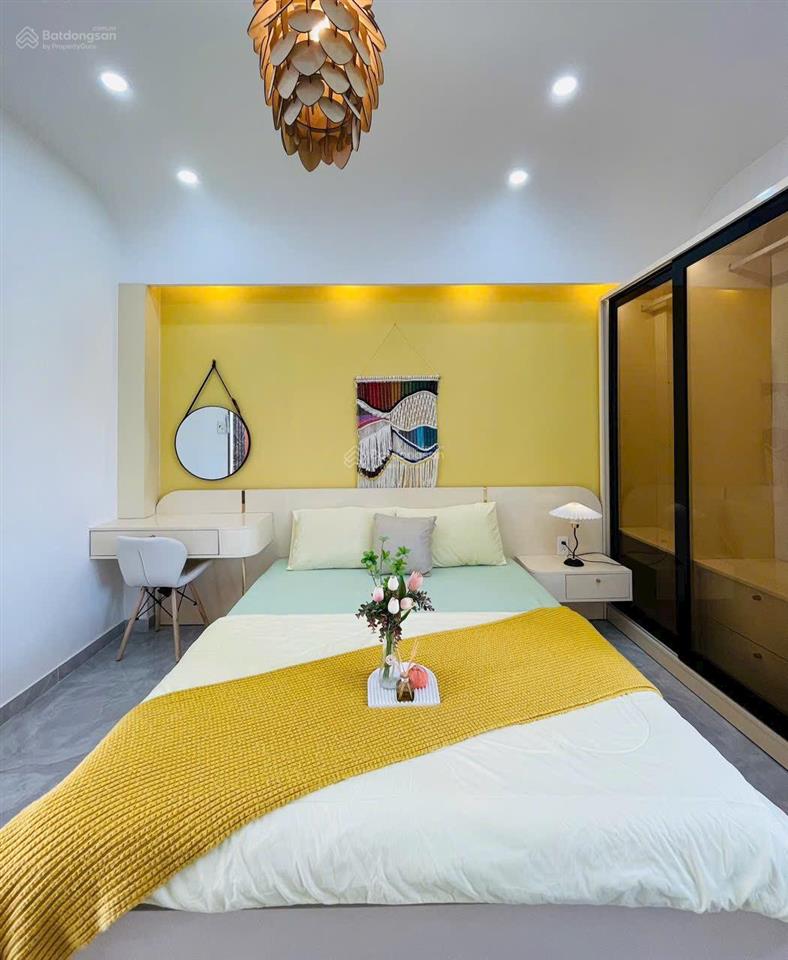Định cư nước ngoài bán nhanh căn 49,8m2 giá 3 tỷ 280 triệu đường nguyễn tri phương, p5, q10.