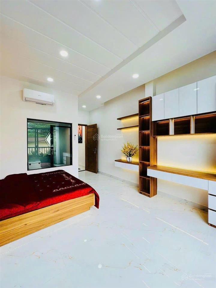 Bán gấp nhà sau lưng giga mall 53m2 giá 3 tỷ 290 triệu đường số 22, hiệp bình chánh, thủ đức