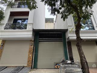 Bán lô đất phân lô dịch vụ kđt hàng bè, kiến hưng  50m2 x 4m cạnh công viên, gần trường mầm non bm