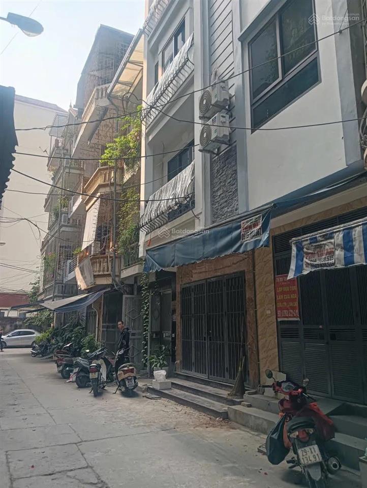 Bán nhà xây mới mặt phố ao sen, mỗ lao  40m² x 5 tầng thang máy vị trí kinh doanh  2 ô tô tránh