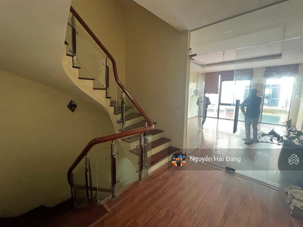Chính chủ! bán nhà phân lô kđt văn khê, la khê  83m2 x 5 tầng vỉa hè kinh doanh ngay chân chung cư