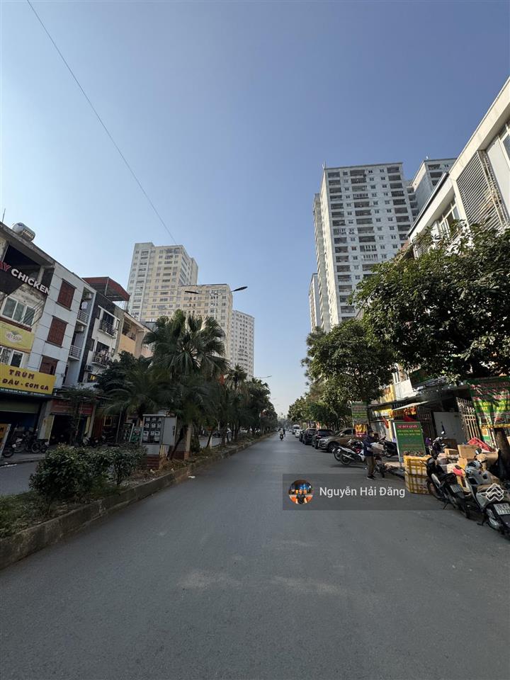 Chính chủ! bán nhà phân lô kđt văn khê, la khê  83m2 x 5 tầng vỉa hè kinh doanh ngay chân chung cư