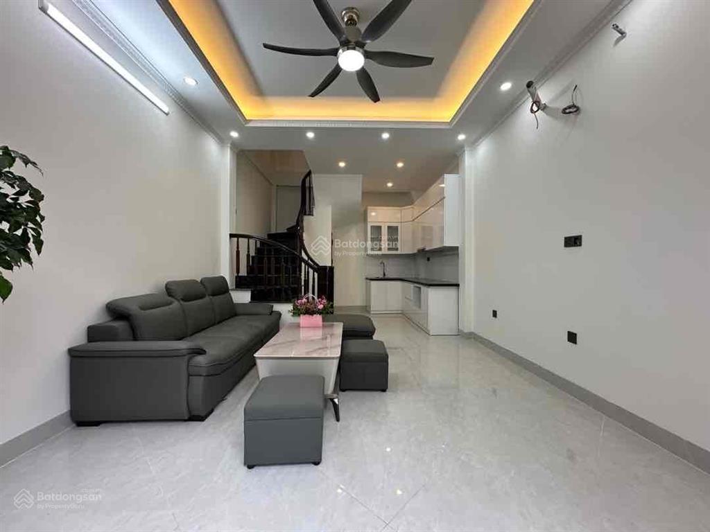 Nhỉnh 5 tỷ! bán nhà ngay dương nội, gần tttm aeon mall hà đông  32m2 x 5 tầng xây mới, ô tô đỗ gần