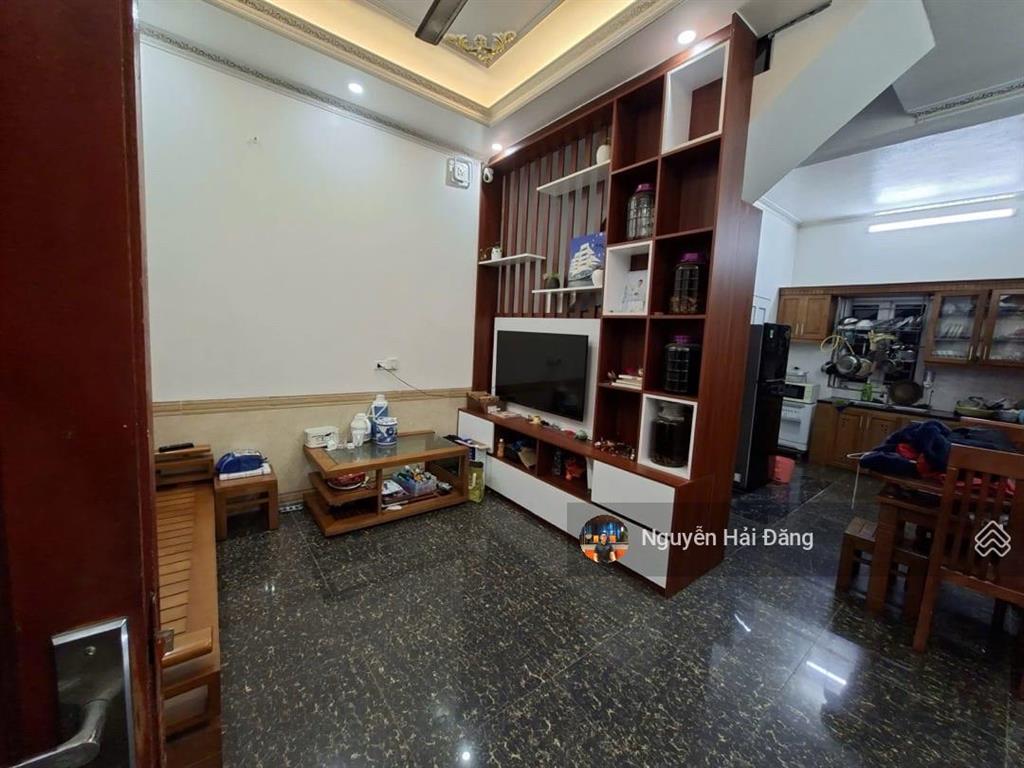 Bán gấp nhà khu phân lô ô tô đỗ ngay trần phú, văn quán  43m2 x 4m 2 thoáng gần cầu đen cầu trắng