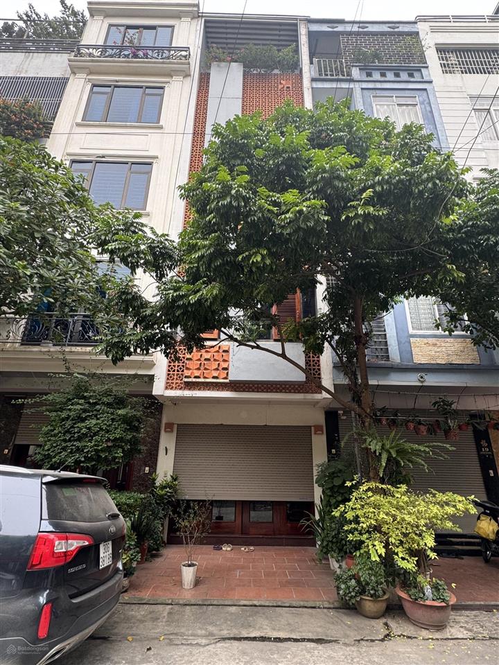 Bán nhà phân lô vỉa hè kđg ngô thì nhậm  45m2 x 5 tầng thang máy full nội thất, ngay chân chung cư