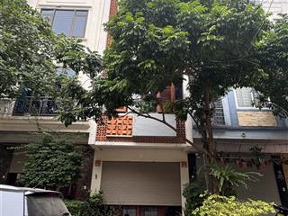 Bán nhà phân lô vỉa hè kđg ngô thì nhậm  45m2 x 5 tầng thang máy full nội thất, ngay chân chung cư