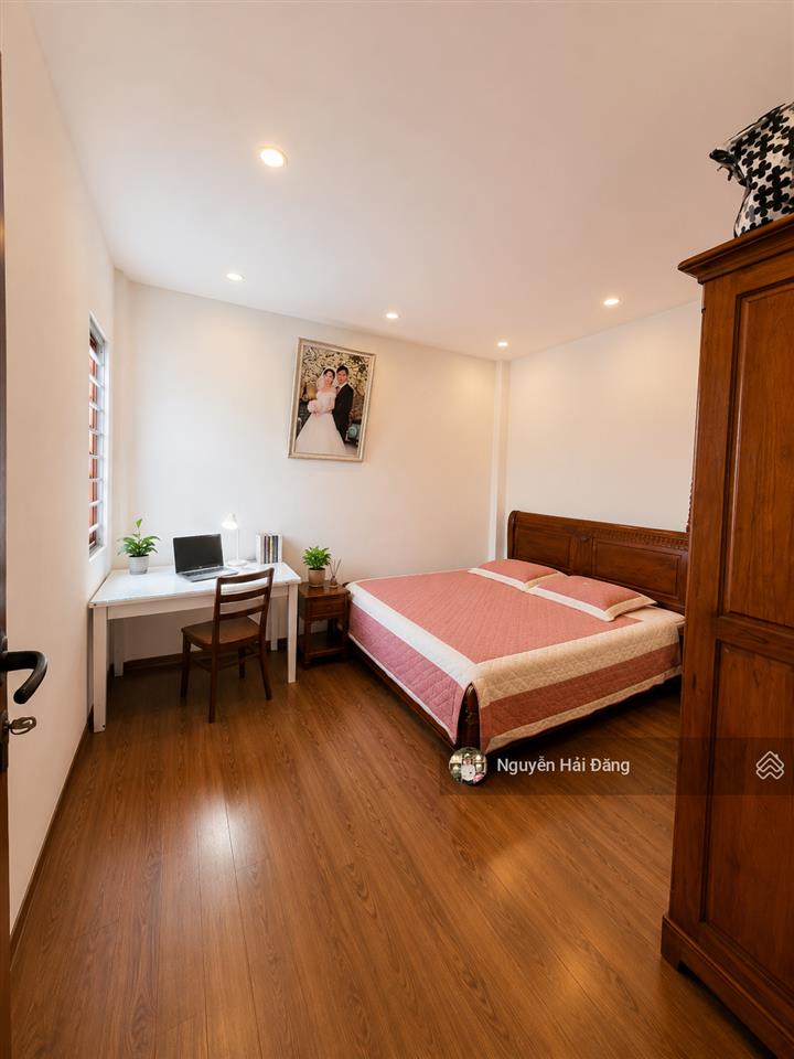 Bán gấp nhà 3 tầng ngay ỷ la, đường lê trọng tấn, sát kđt dương nội  45m2x4m kinh doanh ô tô tránh