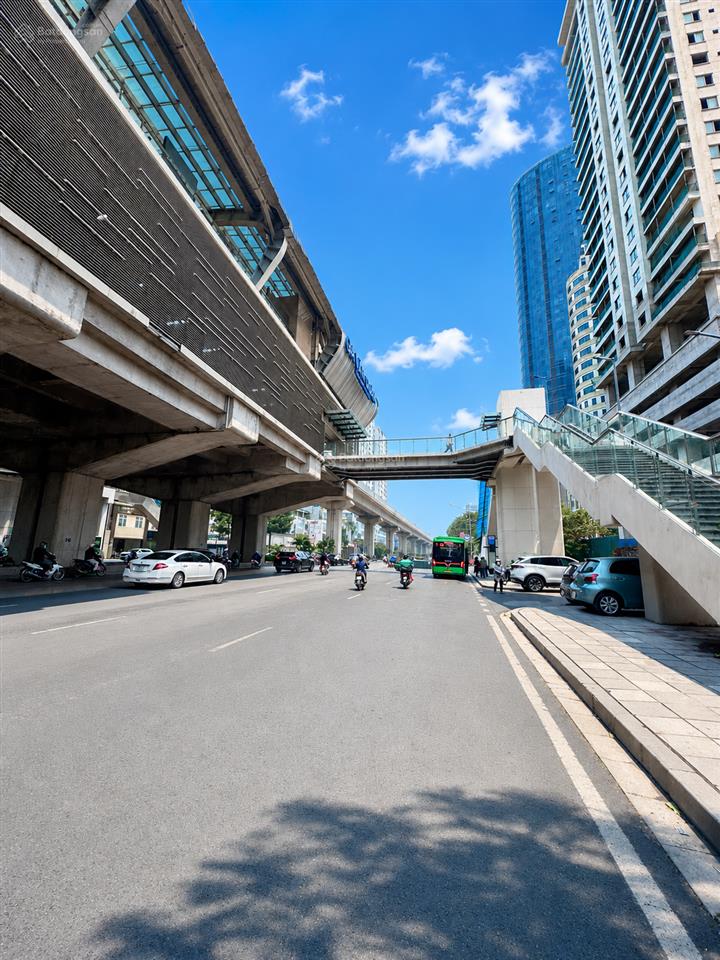 Bán lô đất ngay cầu trắng, trần phú hà đông  52m2 x 8m ô tô đỗ cửa gần ga tàu điện giá đầu tư 8 tỷ