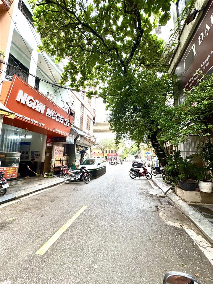 Bán lô đất ngay cầu trắng, trần phú hà đông  52m2 x 8m ô tô đỗ cửa gần ga tàu điện giá đầu tư 8 tỷ