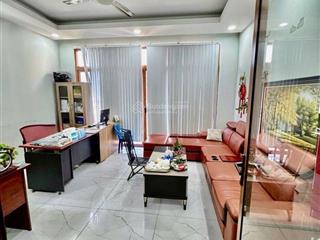 Nhà 5tầng btct  cho thuê 20triệu, đường 8m phạm văn bạch, p15 ngay sân bay  (5x16) ko lộ giới