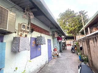 Mt đường nhựa 7m, tân xuân, hóc môn  ngay khu đồng tâm, sát q12  (5x17) giá 4,6 tỷ  tặng dãy tro