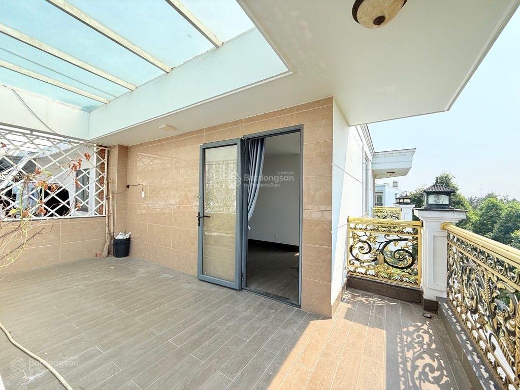 Vip! mt lô góc hiệp thành city  4 tầng (8x20)  nhà btct đẹp  bán giá tốt