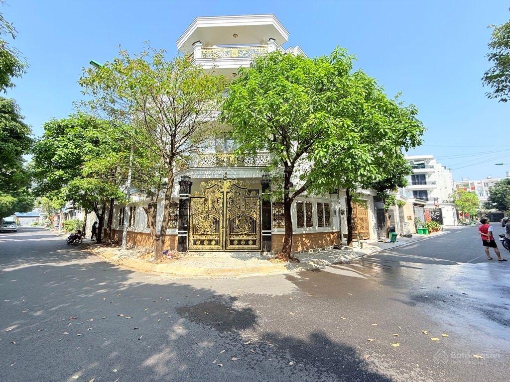 Vip! mt lô góc hiệp thành city  4 tầng (8x20)  nhà btct đẹp  bán giá tốt