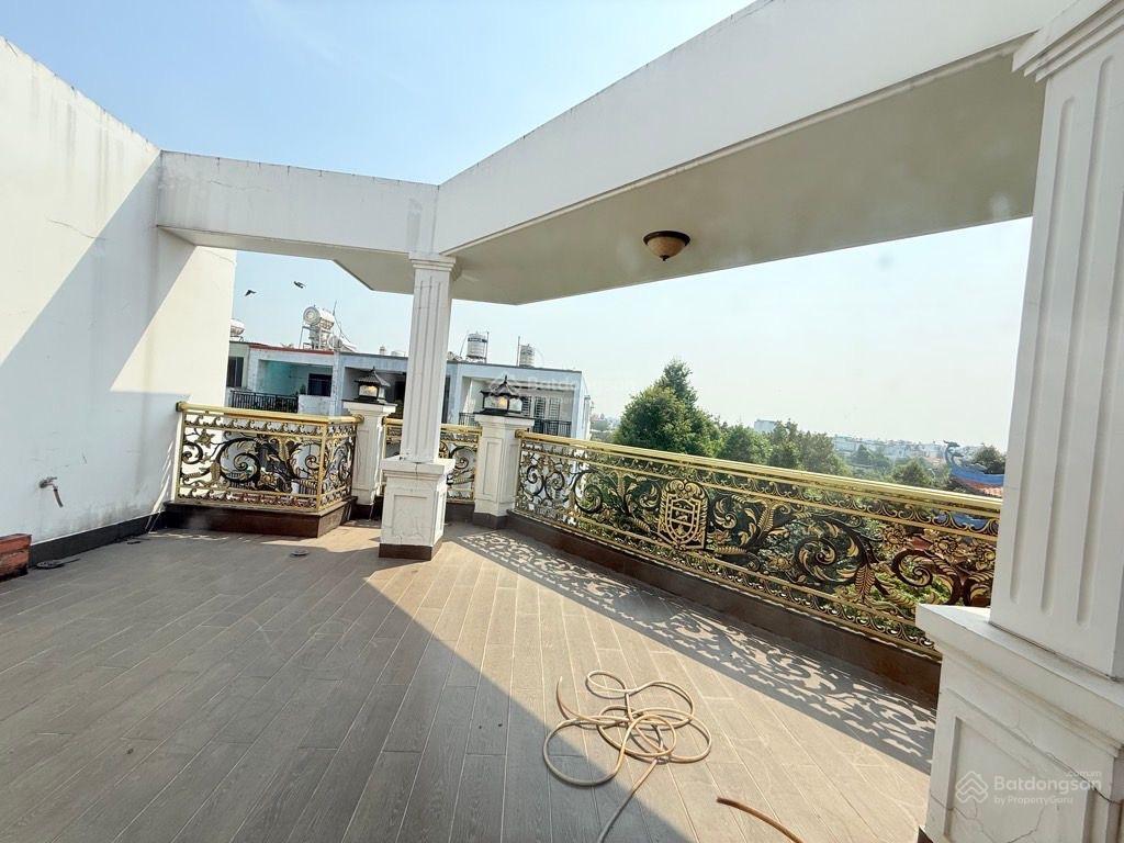 Vip! mt lô góc hiệp thành city  4 tầng (8x20)  nhà btct đẹp  bán giá tốt