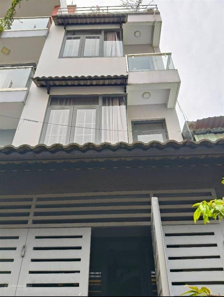 Nhà 3tầng, đường 4m sát nguyễn văn quá, q12  nhà đẹp btct cứng cáp  dt 46m2 giá tốt