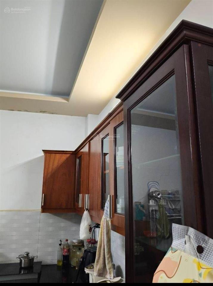 Nhà 3tầng, đường 4m sát nguyễn văn quá, q12  nhà đẹp btct cứng cáp  dt 46m2 giá tốt