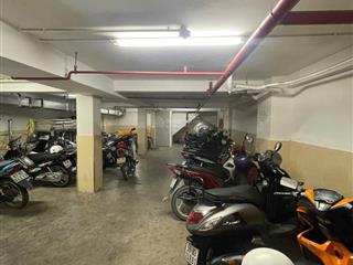 Toà nhà 7tầng có hầm, ngang 8m  dòng tiền khoán 1,5tỷ/năm  vừa làm văn phòng, khách sạn, chdv