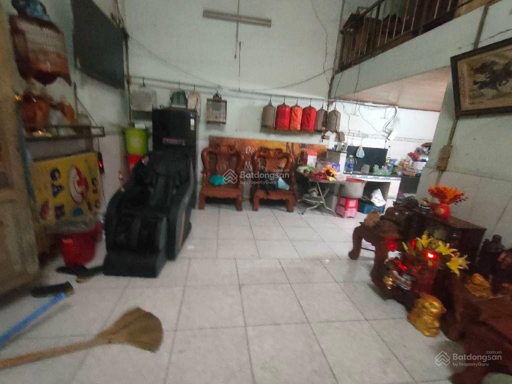 Nhà cấp 4 mt trung mỹ tây 2a  ngay ngã 4 song hành  dt 168m² (7x24) vị trí kinh doanh xầm uất