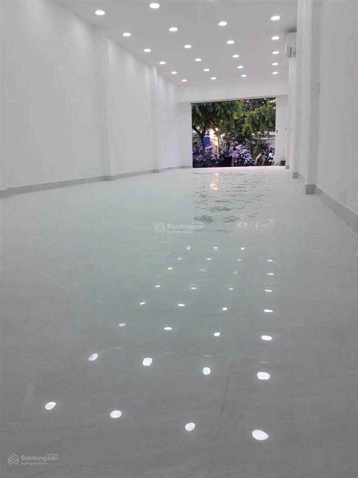 Mt nguyễn ảnh thủ, ngã 3 đông quang  (5x30)  bán đất tặng kho  giá cực tốt