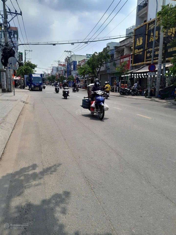 Mt nguyễn ảnh thủ, ngã 3 đông quang  (5x30)  bán đất tặng kho  giá cực tốt