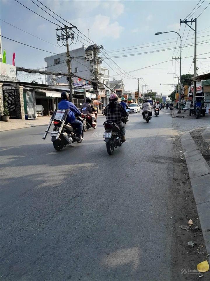 Mt nguyễn ảnh thủ, ngã 3 đông quang  (5x30)  bán đất tặng kho  giá cực tốt