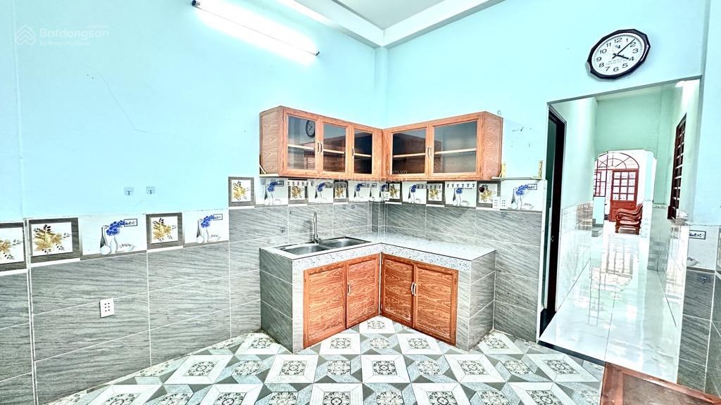 Nhà 3tầng btct đường ô tô trần thị cờ, thới an  sát gò vấp  dt 92m2  giá 4tỷ