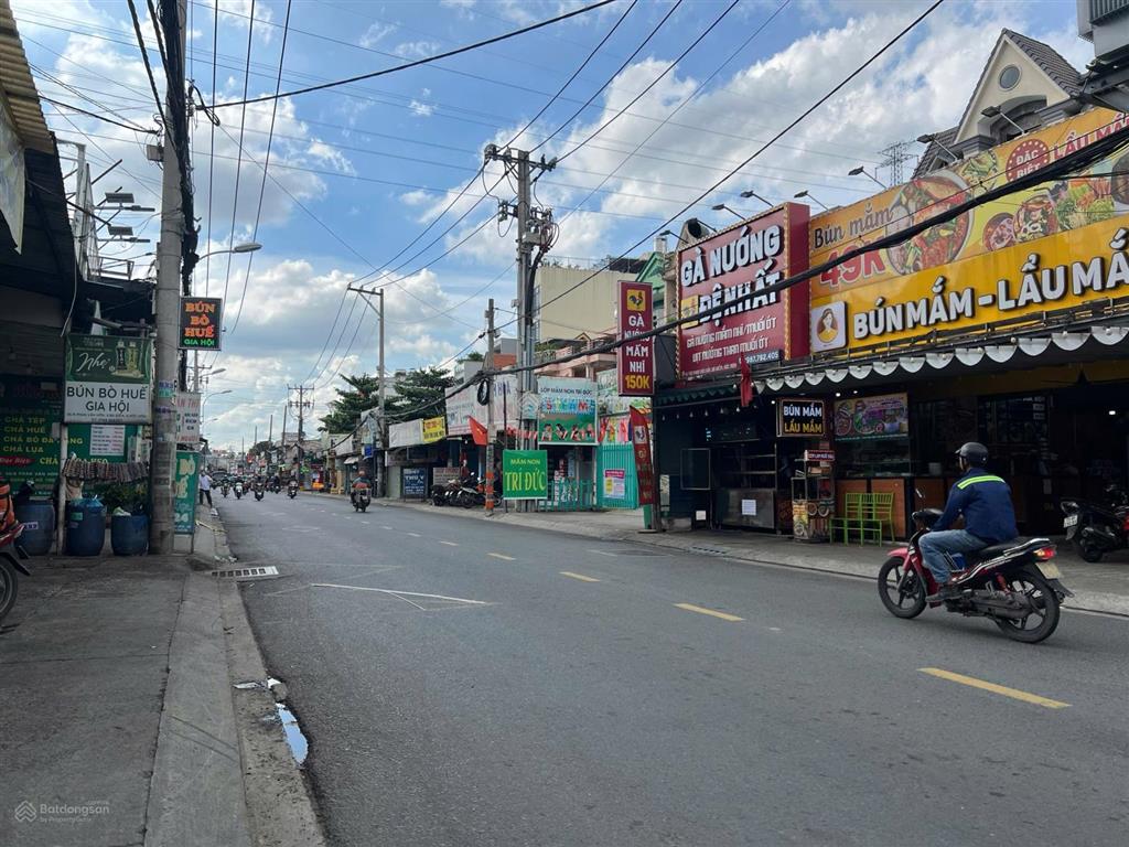 Đất víp mt phan văn hớn, ngay ngã tư bà điểm  dt 494m2 (10x50) vị trí đỉnh  tương lai lô góc