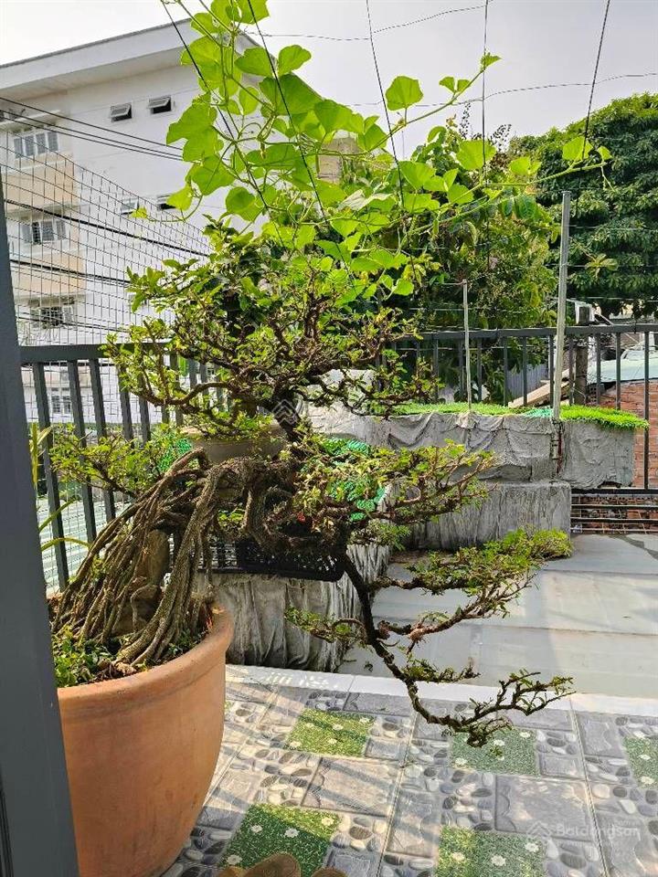 Nhà 2tầng mt nguyễn thị nghé, đông thạnh  trước trường học tam đông  dt 71m2 (4x18)  kd tốt