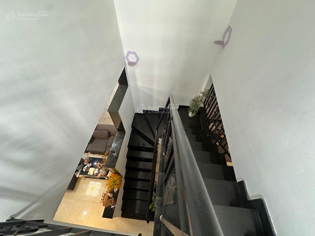 Nhà ở 2tầng và kho xưởng  lê văn khương, hóc môn  dt 280m2 (13x24) ngay ngã 4 hương lộ 80b