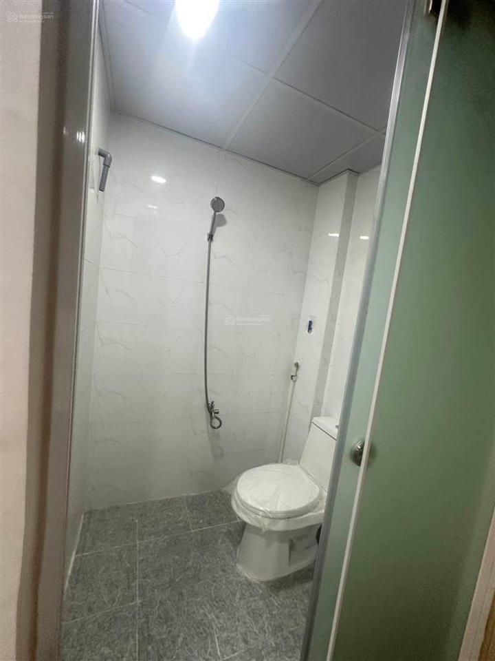 Nhà đẹp vô ở ngay, song hành, đông hưng thuận  đường ô tô vô tận nhà, giá tốt