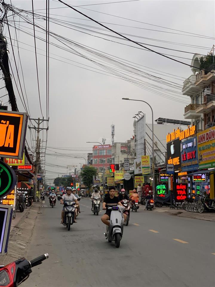 Mt nguyễn ảnh thủ, gần lê văn khương  dt 146m2 (6,3x25) công nhận đủ, giá hơn 10 tỷ