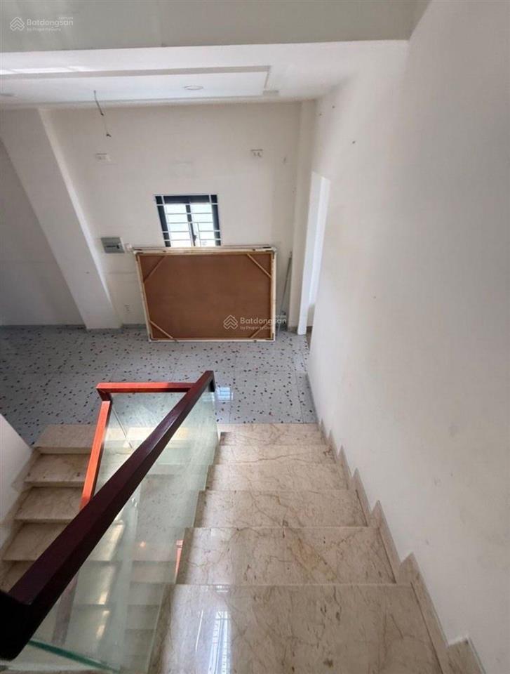 Gấp! giảm sâu!! nhà 7tầng có thang máy, mt nguyễn thị sóc, bà điểm  dt 112m2, ngang 6m  giá tốt