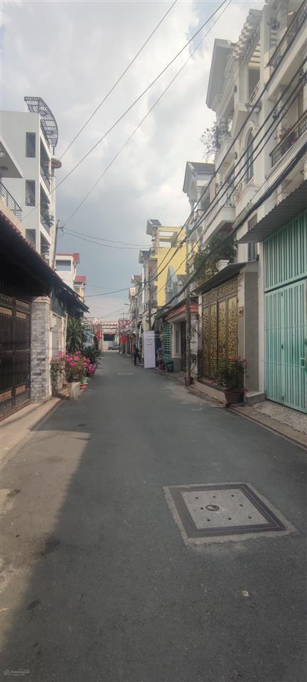Nhà trệt lầu thới an 13, q12, có dãy trọ doanh thu ổn định  dt (5x20m) chỉ nhỉnh 4tỷ
