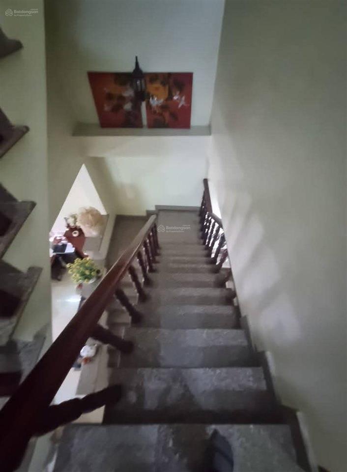 Nhà 4tầng btct cứng nghét  mt đông hưng thuận 9, ngay chợ cây xộp  dt (4,5x9) giá quá tốt