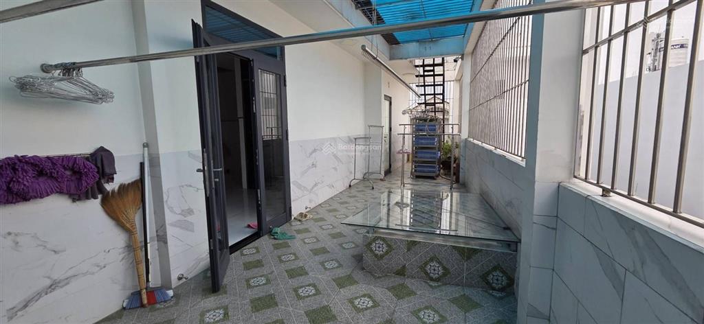 Giảm 6 tỷ bán gấp biệt thự 4 tầng sân vườn, có thang máy  khu dân cư phát triển khu lê văn qưói